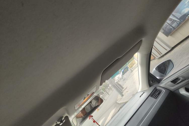 Used Volkswagen Santana 2013 1.4L Manual Fashion Edition Headliner