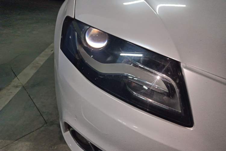 Used Audi A4L 2010 2.0 TFSI Sport Edition Right Front Headlight