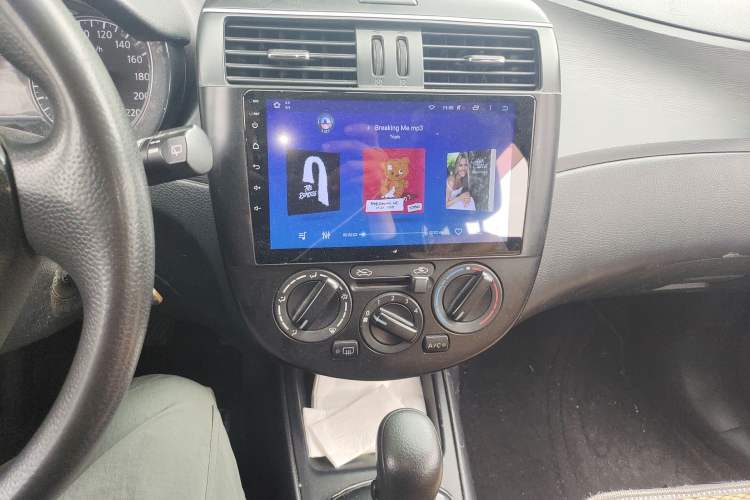 Used Nissan Tiida 2011 1.6L CVT Comfort Model
