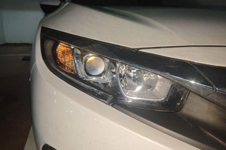 Used Honda Civic 2016 220TURBO CVT Luxury Edition
