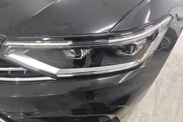 Used Volkswagen Magotan 2023 2 Million Units Limited Edition 280TSI DSG Leading Version Left Front Headlight