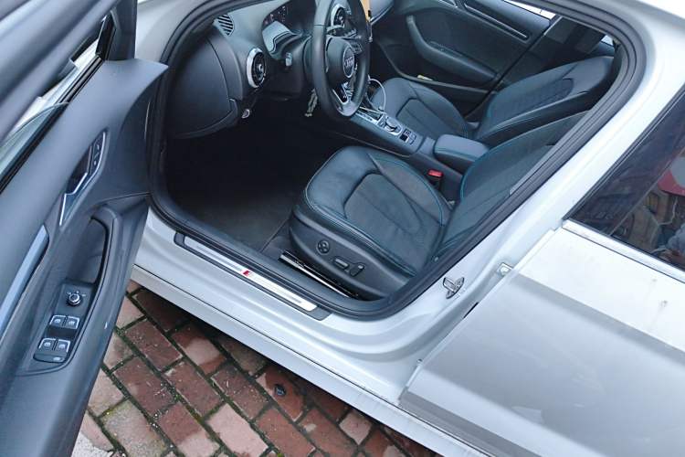 Used Audi A3 2017 Limousine 35 TFSI Fashion Model