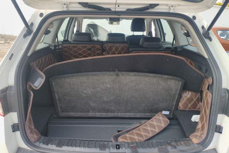 Used Skoda Kodiaq 2017 TSI330 7-Seater Two-Wheel-Drive Luxury Edition Trunk