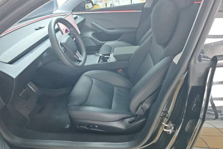Used Tesla Model 3 2023 Rear-Wheel-Drive Version
