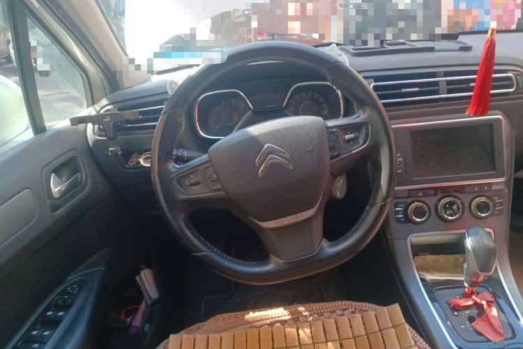 Used Citroen C4 Sega 2016 1.2THP Automatic Luxury Model Steering Wheel