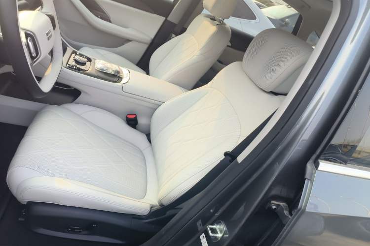 Used Geely Galaxy A7 2025 Model EM-i 150km Starship Edition Left Front Seat