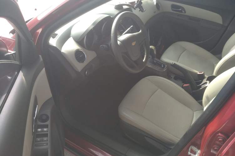 Used Chevrolet Cruze 2015 1.5L Classic SE AT
