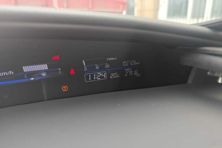 Used Honda Jade 2017 1.8L automatic Comfort version 5 seats
