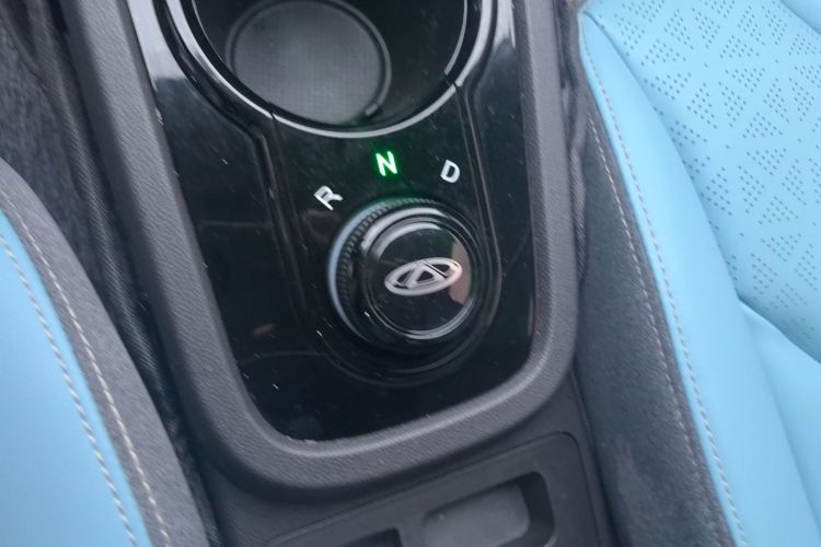 Used Chery QQ Little Ant 2022 Sweet Pink Edition Half-Sugar Version Lithium Iron Phosphate 29.2 kWh 30 kW 301 km