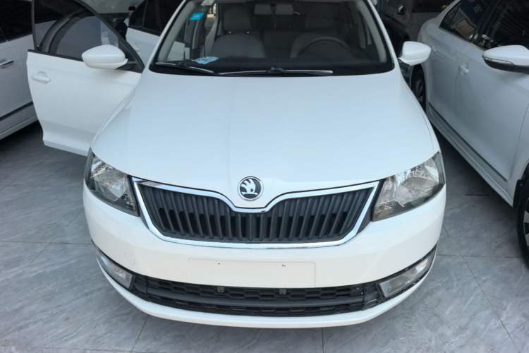 Used Skoda Rapid 2016 1.6L Automatic Chuanxing Edition
