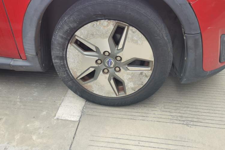 Used Volvo C30 2012 2.0L Aktiv
