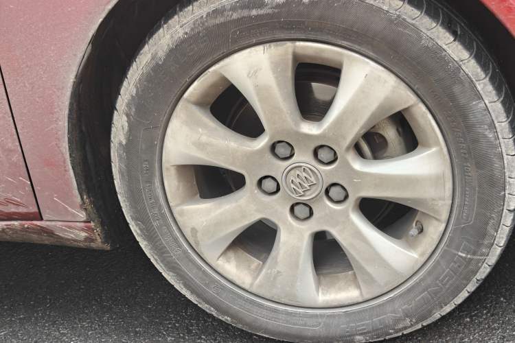 Used Buick Regal 2015 2.0L Leading Fashion Edition