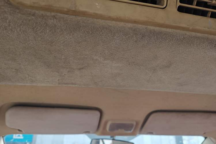 Used Dongfeng Fengon 370 2016 1.5L Manual Standard Edition SFG15-05 7 Seats Headliner