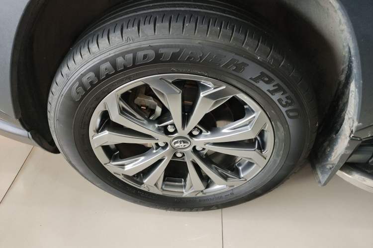 Used Toyota RAV4 2023 2.0L CVT Two-Wheel Drive Fashion Plus Edition Left Front Wheel Hub