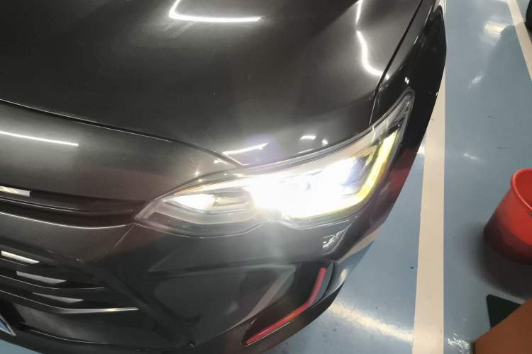 Used Chevrolet Orlando 2019 Redline 530T Automatic Enjoyment Version (5+2 Seating) China VI Left Front Headlight