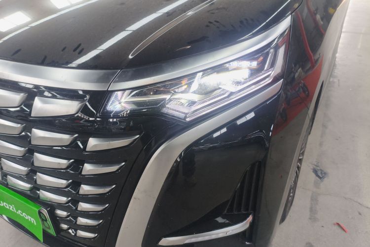 Used Denza D9 2024 DM-i 980 Four-Wheel Drive Prestige Model Left Front Headlight