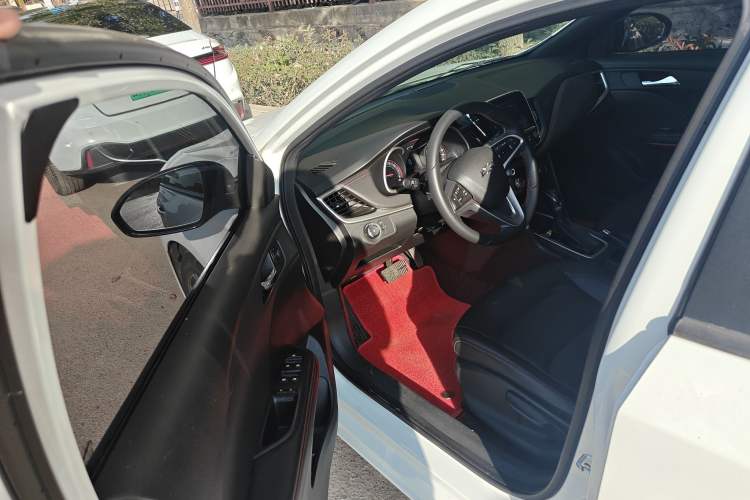 Used Chevrolet Monza 2020 Light Hybrid RS 330T Automatic Comfort Edition
