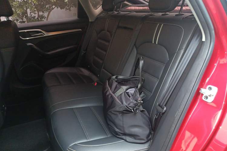 Used MG 6 New Energy 2018 45T E-DRIVE Intelligent Drive Hybrid PILOT Super Internet Edition Left Rear Seat