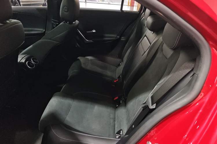 Used Mercedes-Benz A-Class 2020 Restyled A 200 L Sport Sedan Fashion Version
