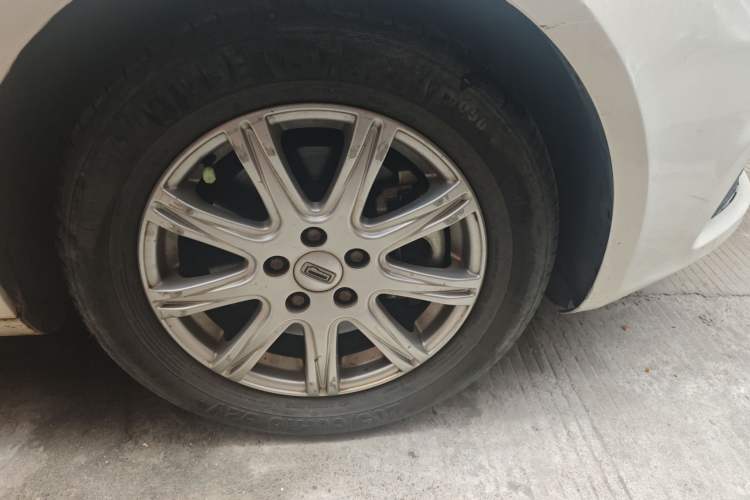 Used Qoros 3 2018 Sedan 1.6L Automatic Leading Model