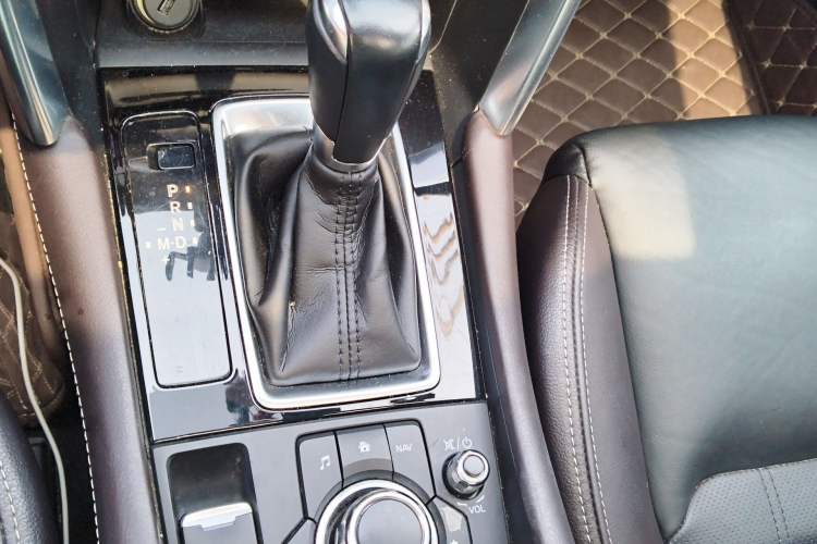 Used Mazda CX-4 2018 2.0L Automatic Two-Wheel Drive Blue Sky Luxury Edition