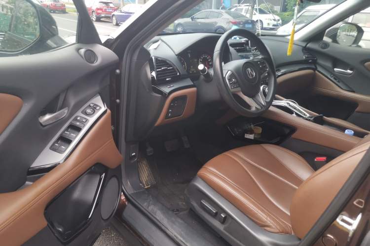 Used Acura CDX 2019 1.5T Two-Wheel Drive Deluxe Edition
