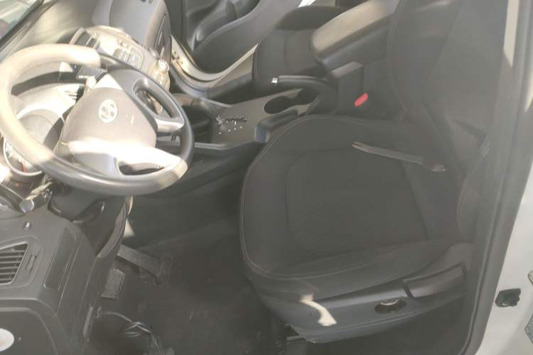 Used Hyundai ix35 2015 2.0L Automatic 2WD Comfort Edition China V Standard