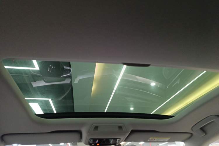 Used Volkswagen Lamando 2023 Lavida L 280TSI DSG Spicy Edition Headliner