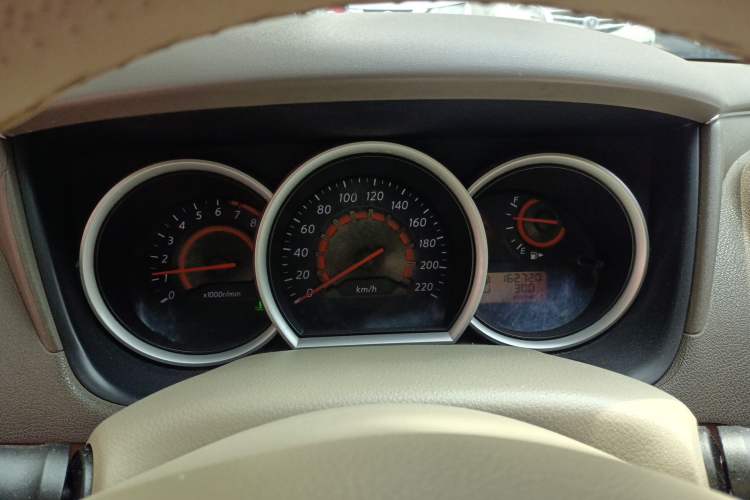 Used Nissan Sylphy 2009 1.6XE Automatic Comfort Edition Instrument Cluster