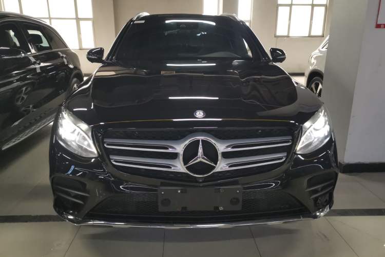Used Mercedes-Benz GLC 2017 GLC 260 4MATIC Luxury Model Front