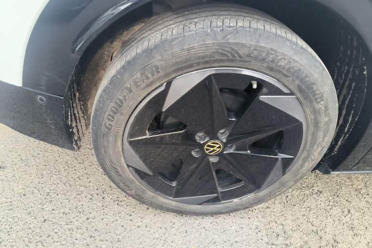 Used Volkswagen ID.UNYX 2024 Revised Pro Long-Range Version Right Rear Wheel Hub