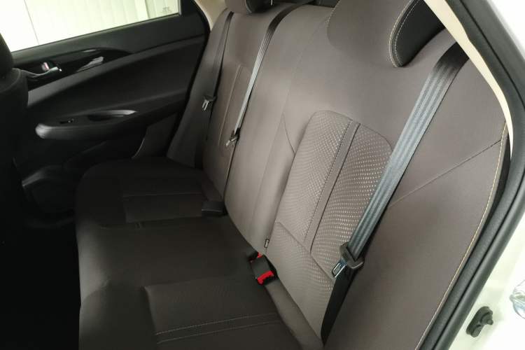 Used CHANGAN Eado DT 2019 1.6L Manual Comfort Model China VI Standard Left Rear Seat