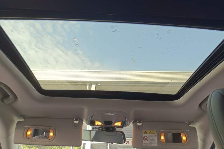 Used Jeep Cherokee 2017 2.0L Superior Edition