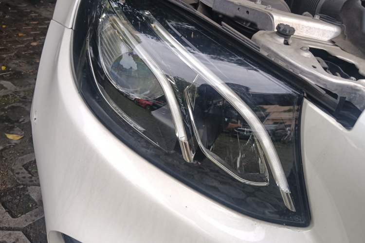 Used Mercedes-Benz E-Class 2019 E 200 L Sport Edition Right Front Headlight