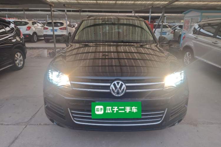 Used Volkswagen Touareg 2011 3.0 TSI Standard Version
