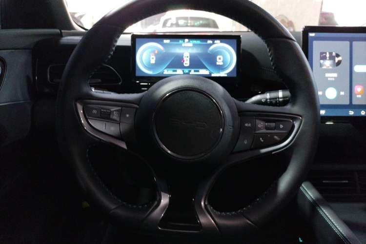 Used BYD Seal 06 New Energy 2024 DM-i 80KM Prestige Model Steering Wheel