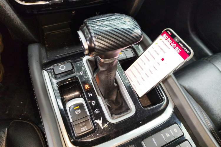 Used GAC Trumpchi GS8 2017 320T Two-Wheel Drive Luxury Smart Connectivity Version (7 Seats)