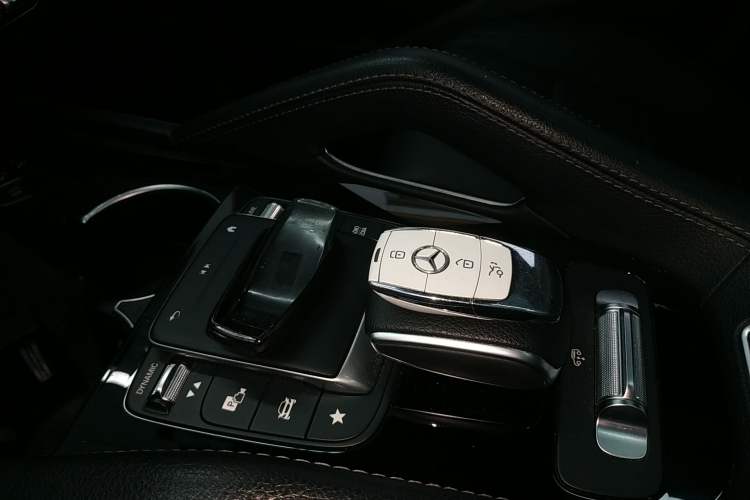 Used Mercedes-Benz GLE New Energy 2022 Restyled GLE 350 e 4MATIC Coupe SUV
