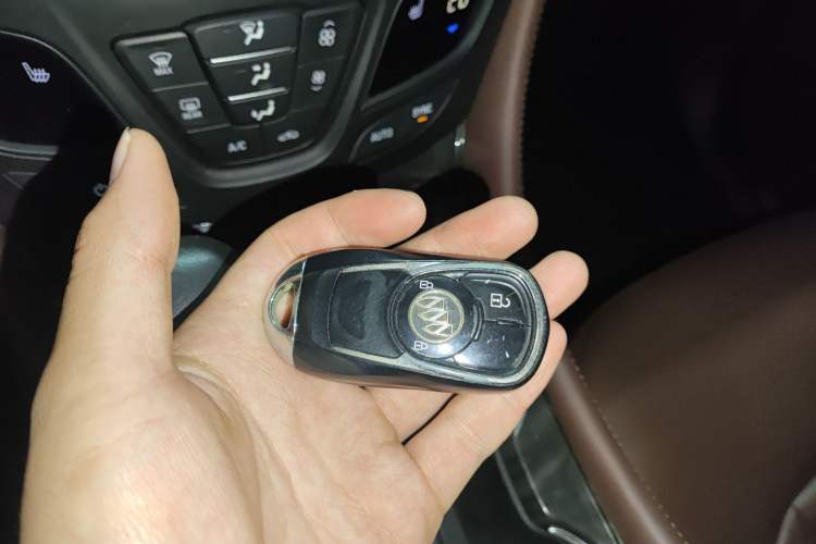 Used Buick Envision 2014 28T Four-Wheel Drive Elite Model