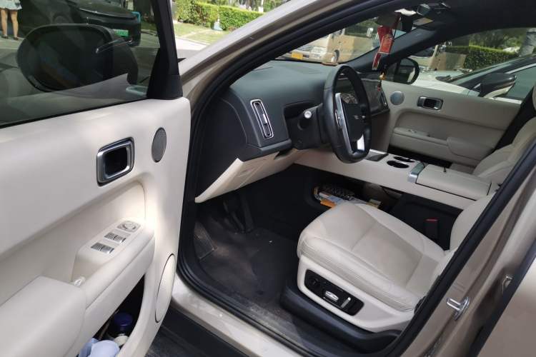 Used Li Auto L9 2022 Max model