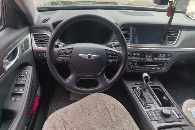 Used Hyundai Genesis 2015 3.0GDi Four-Wheel Drive Flagship Edition
