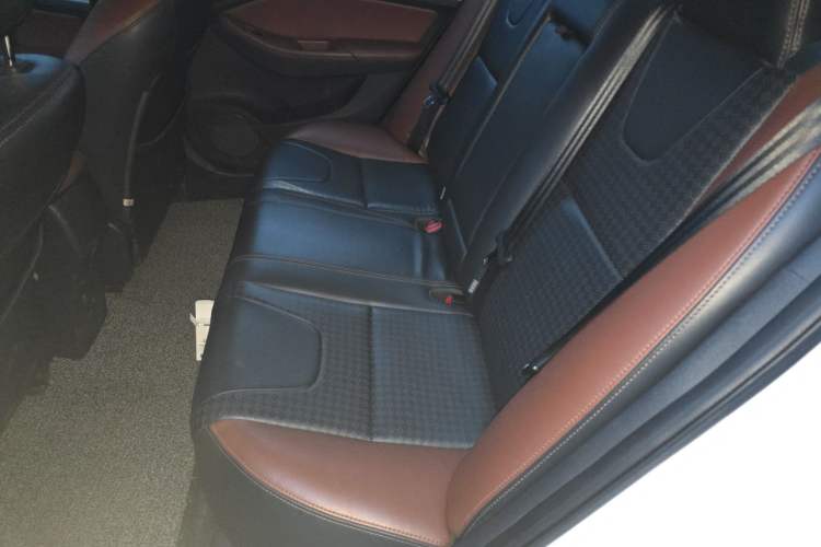 Used BYD G5 2014 1.5TID Automatic Prestige Model