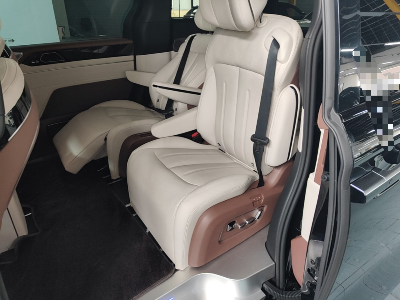 BYD Xia 2025 DM-i 1.5T 100km Supreme Edition — снимка 20