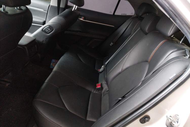 Used Toyota Camry 2019 2.5G Luxury Edition China VI Standard