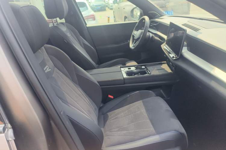 Used Volkswagen Teramont 2025 Tiguan Pro 450TSI Four-Wheel Drive Summit Edition