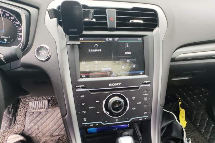 Used Ford Mondeo 2013 2.0L GTDi240 Luxury Sport Model
