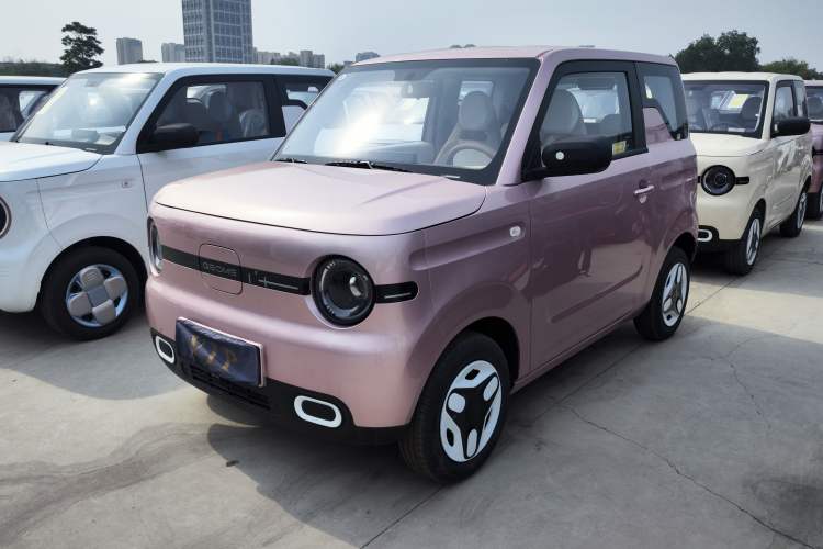 Used Geely Galaxy Panda 2025 210 km – Yuanqi Bear