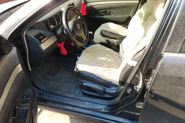 Used Nissan Sylphy 2012 Classic 1.6XE Manual Comfort Edition
