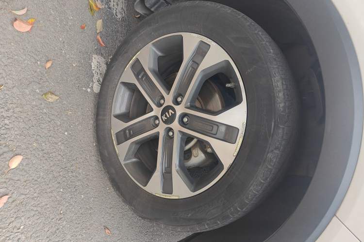 Used Kia Sportage R 2018 2.0L Automatic Smart Luxury Version China V Standard Right Front Wheel Hub