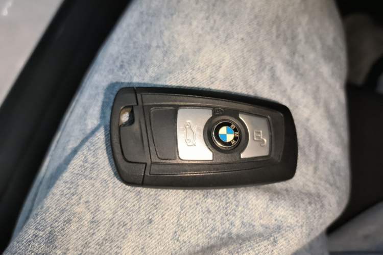 Used BMW 3 Series 2017 320Li Fashion Model
